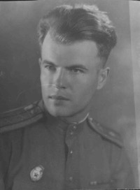 Гвардии подполковник  Н. Д. Кравец