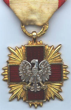 Золотой Крест Заслуги Польского Красного Креста 2-го класса (аверс)